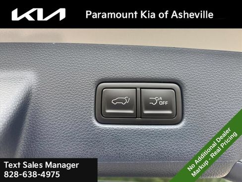 New 2026 Kia Carnival EX FWD image 28