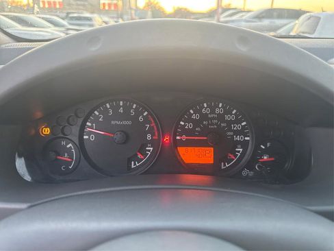 Used 2019 Nissan Frontier SV image 11