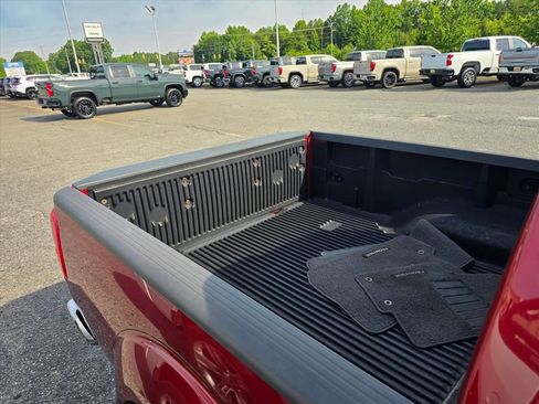 Used 2019 Nissan Frontier SV AWD/4WD image 15