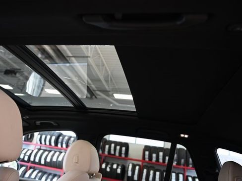 Used 2021 BMW X5 xDrive40i w/ Premium Package image 22