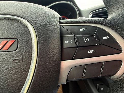 Used 2017 Dodge Durango SXT w/ 3rd Row Seating Group image 12