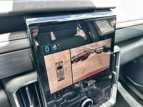 New 2026 GMC Acadia Elevation w/ Elevation Premium Package FWD image 29