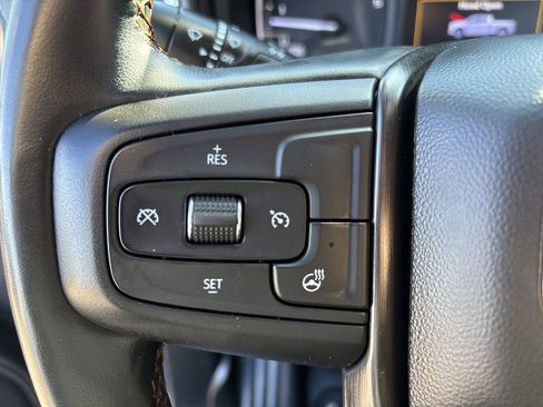 Used 2023 GMC Sierra 3500 AT4 w/ AT4 Preferred Package image 15