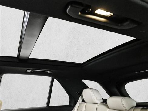 Certified 2025 Mercedes-Benz GLE 450 4MATIC image 21