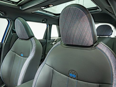 New 2026 MINI Cooper S FWD image 33