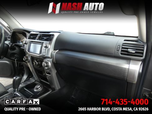 Used 2016 Toyota 4Runner SR5 AWD/4WD image 28