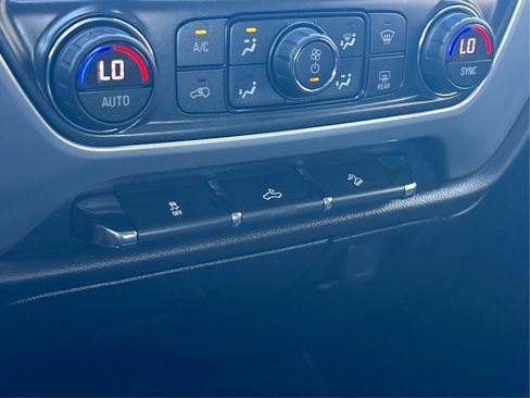 Used 2017 GMC Sierra 2500 SLE w/ HD SLE Preferred Plus Package image 37