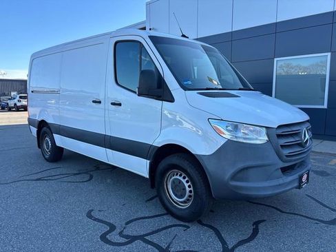 Used 2019 Mercedes-Benz Sprinter 144 image 5