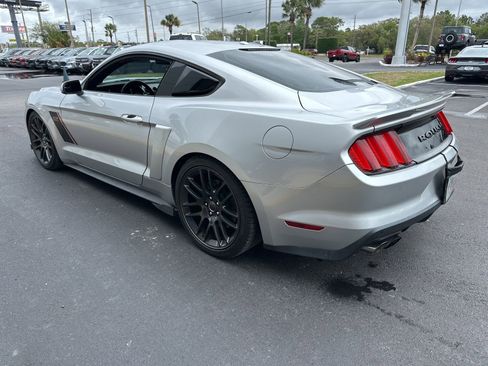 Used 2017 Ford Mustang GT Premium w/ GT Performance Package image 5