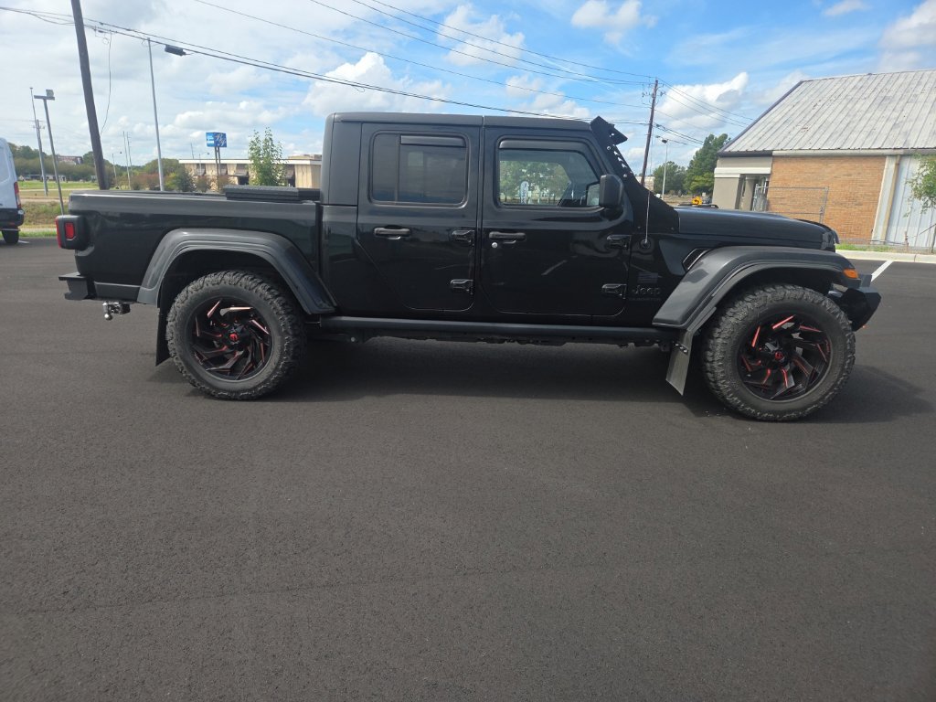 Used 2023 Jeep Gladiator Sport AWD/4WD image 17