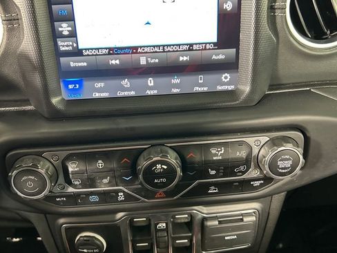 Used 2023 Jeep Wrangler Unlimited Sahara w/ Cold Weather Group image 14