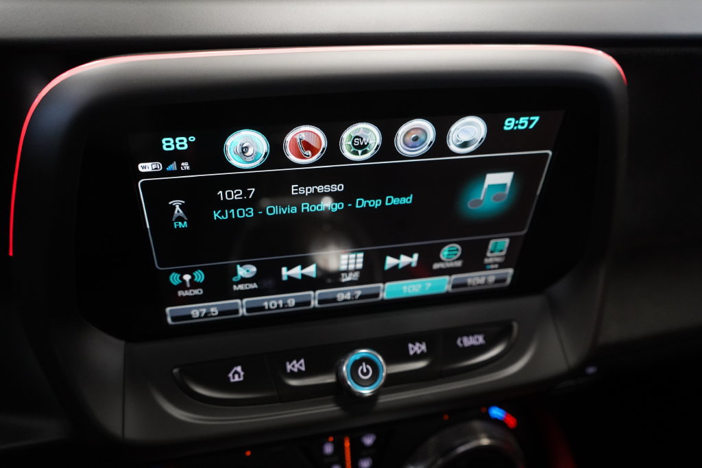 Used 2018 Chevrolet Camaro ZL1 RWD image 35