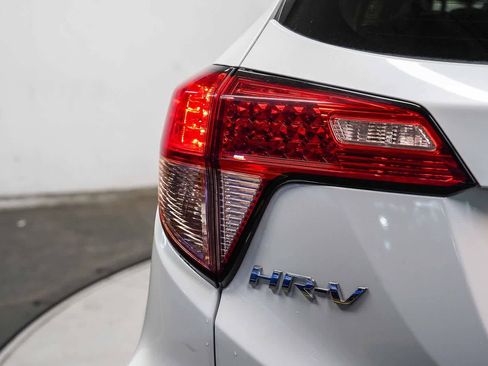 Used 2016 Honda HR-V EX-L image 11