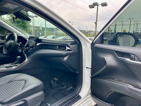Certified 2024 Toyota Camry SE AWD/4WD image 15