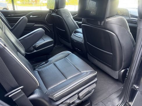 Used 2021 Cadillac Escalade Sport w/ Driver Assist Tech Package image 40