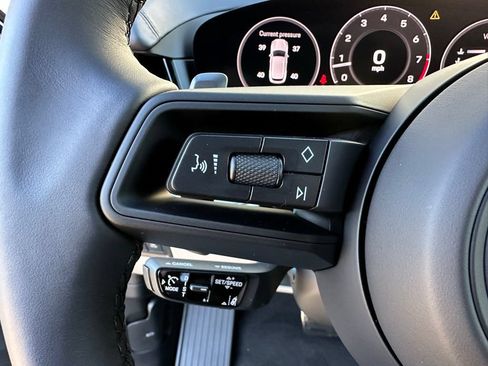 Certified 2026 Porsche Cayenne S AWD/4WD image 17