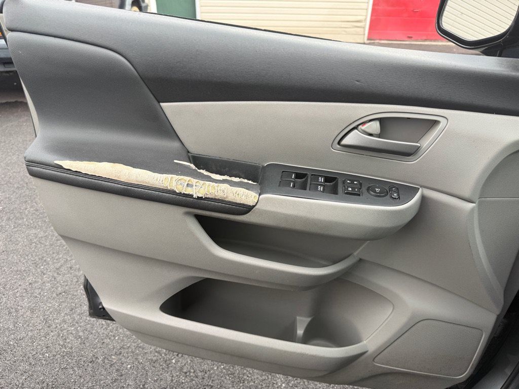 Used 2012 Honda Odyssey EX image 23