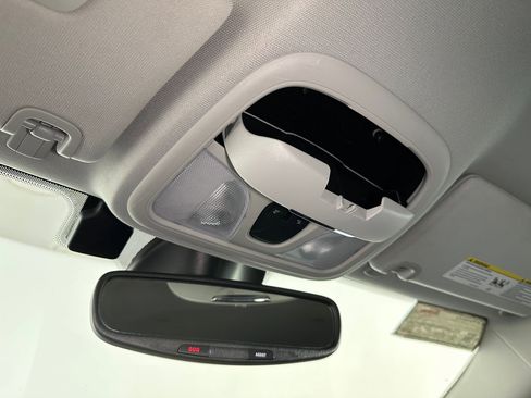 Used 2023 Jeep Cherokee Altitude Lux image 28