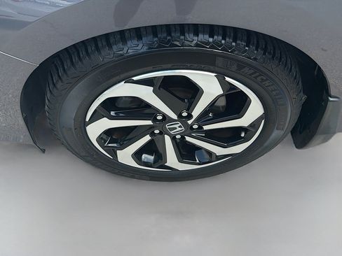 Used 2016 Honda Accord EX-L image 35