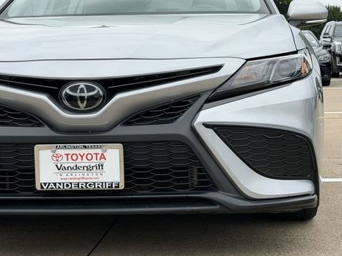 New 2024 Toyota Camry SE FWD image 9