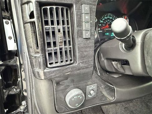 New 2025 GMC Savana 2500 w/ Driver Convenience Package image 17