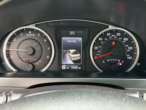 Used 2017 Toyota Camry SE FWD image 9