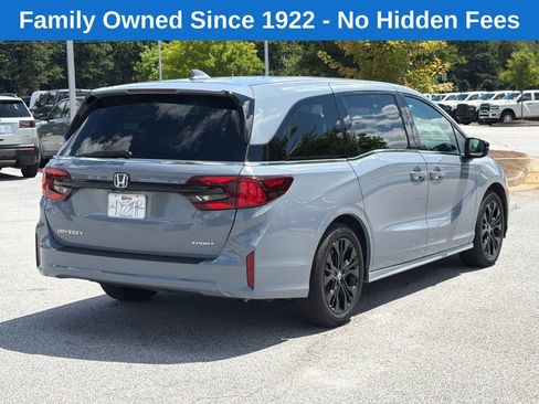 Used 2025 Honda Odyssey Sport-L image 7