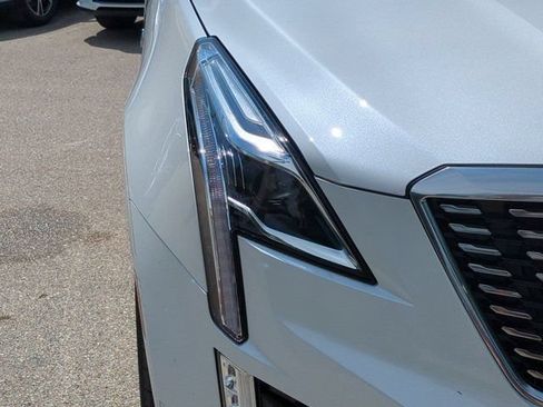 Used 2024 Cadillac XT5 Premium Luxury w/ LPO, Floor Liner Package AWD/4WD image 10