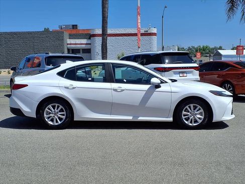 Certified 2025 Toyota Camry LE image 6