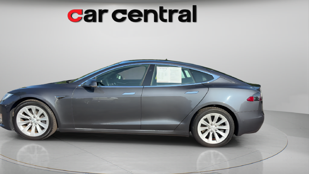 Used 2018 Tesla Model S 100D AWD/4WD image 3