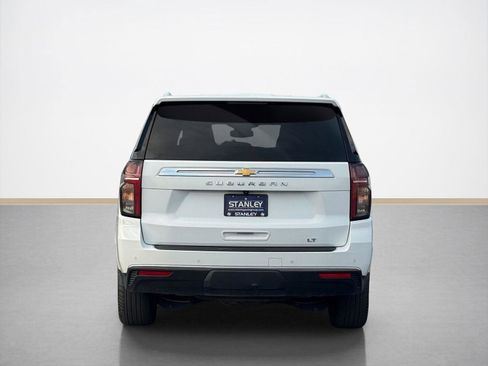 Used 2024 Chevrolet Suburban LT image 7