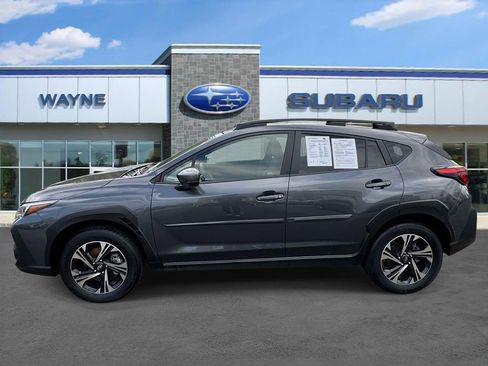 Used 2025 Subaru Crosstrek 2.5i Premium AWD/4WD image 5