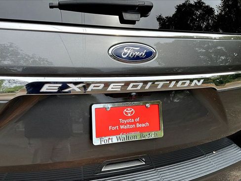 Used 2021 Ford Expedition Max Limited AWD/4WD image 27