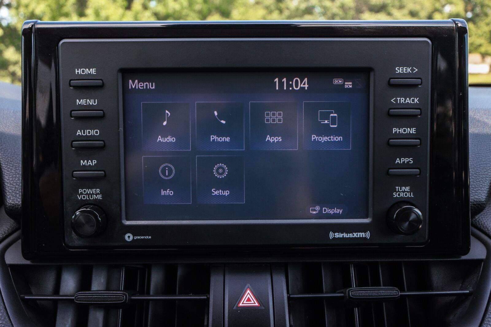 Used 2020 Toyota RAV4 LE FWD image 8