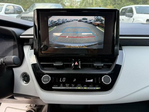Used 2026 Toyota Corolla SE FWD image 6