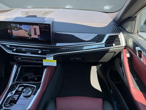 New 2026 BMW X6 xDrive40i w/ Executive Package image 29