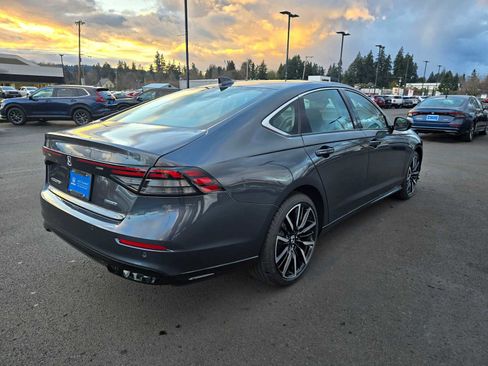 New 2025 Honda Accord EX-L image 4