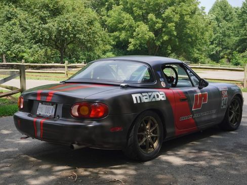 Used 1999 MAZDA MX-5 Miata RWD image 8