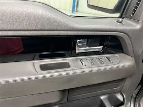 Used 2014 Ford F150 Limited image 21