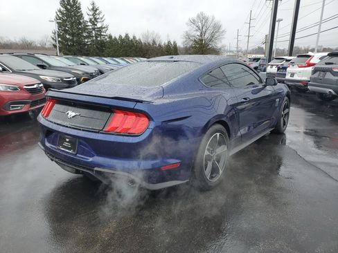 Used 2019 Ford Mustang GT image 3
