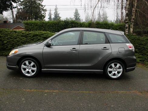 Used 2006 Toyota Matrix XR image 12
