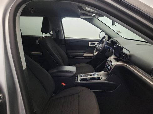 Used 2020 Ford Explorer XLT w/ Comfort Package AWD/4WD image 21