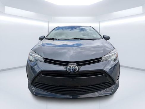 Used 2017 Toyota Corolla LE FWD image 8