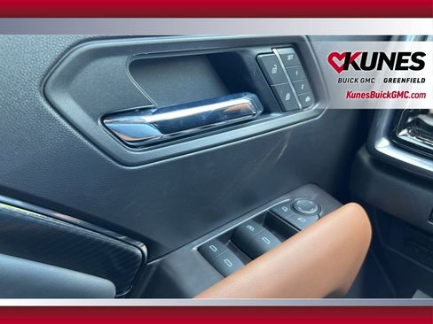 Used 2026 GMC Canyon AT4 w/ Technology Plus Package AWD/4WD image 22