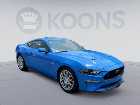 Used 2022 Ford Mustang GT Premium w/ Equipment Group 401A RWD image 10