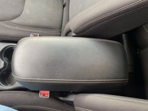 Used 2016 Jeep Cherokee Latitude w/ Cold Weather Group image 35