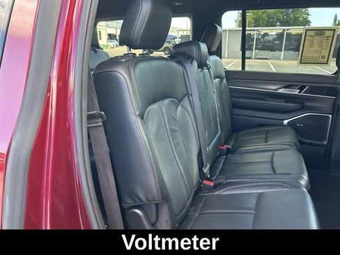 Used 2023 Jeep Wagoneer Series III w/ Preferred Equipment Group image 28