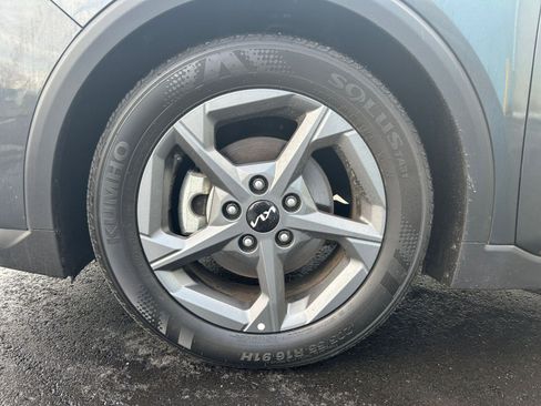 Used 2025 Kia K4 LXS image 29