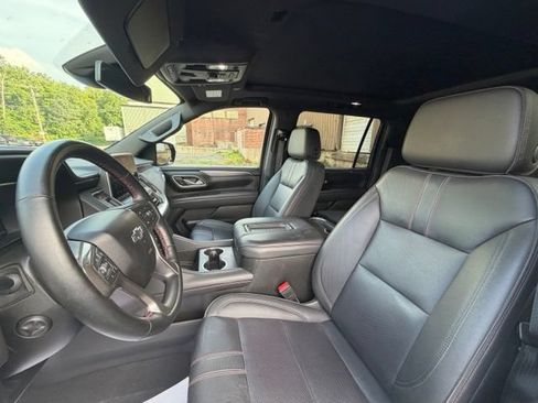 Used 2024 Chevrolet Suburban RST w/ Luxury Package AWD/4WD image 29