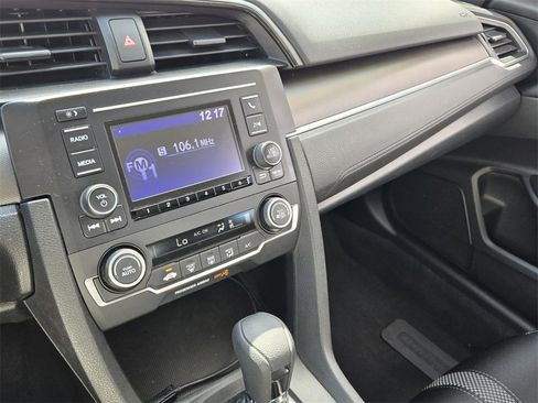 Used 2020 Honda Civic LX image 21